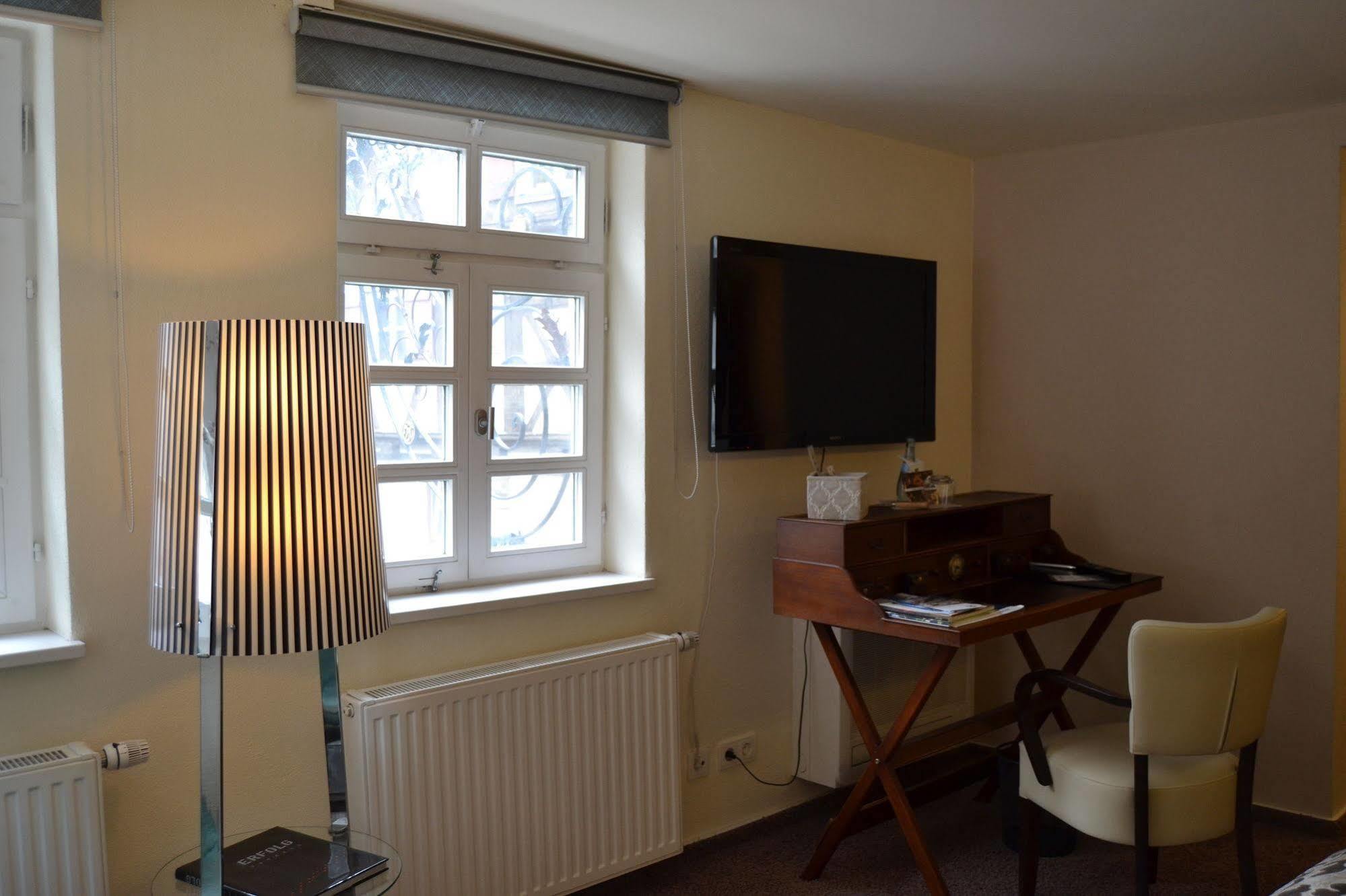 Boutique Hotel Pfauen Schorndorf  Εξωτερικό φωτογραφία
